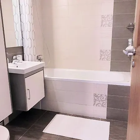 Cozy Retreat, Obor Market & Metro * Bucharest