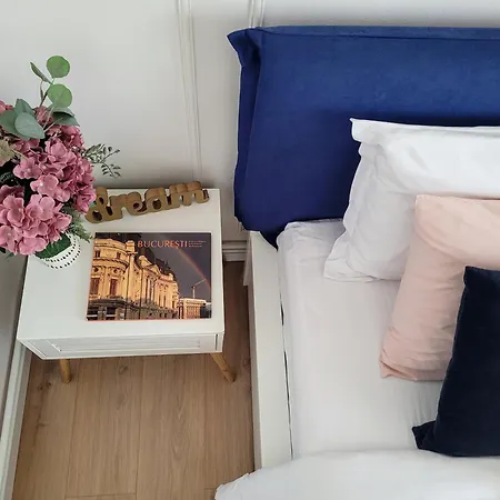 Cozy Retreat, Obor Market & Metro *