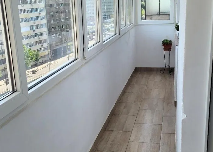 Cozy Retreat, Obor Market & Metro Apartment *