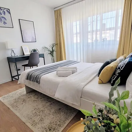 شقة Cozy Retreat, Obor Market & Metro *